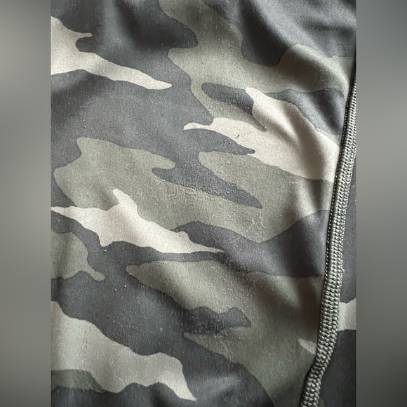 Ultra High Rise Elation 7/8 Tight Legging - Camo - Picture 11 of 11